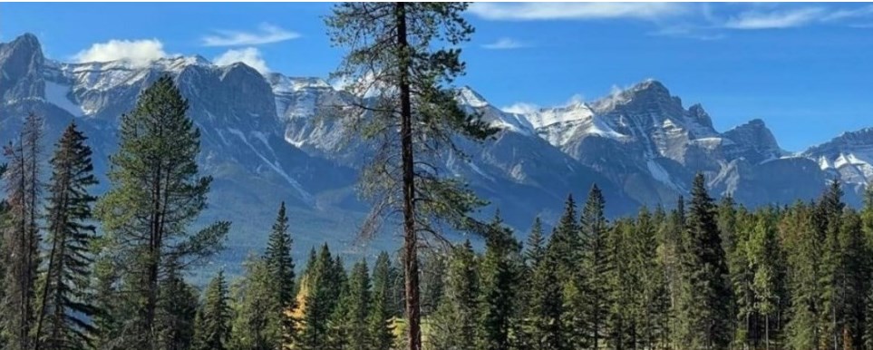 CANMORE ALBERTA MOUNTAINS