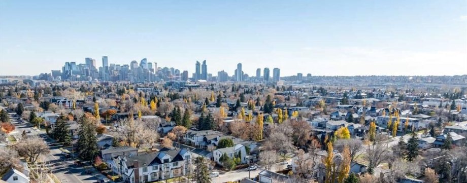 DOWNTOWN CALGARY FROM HILLHURST