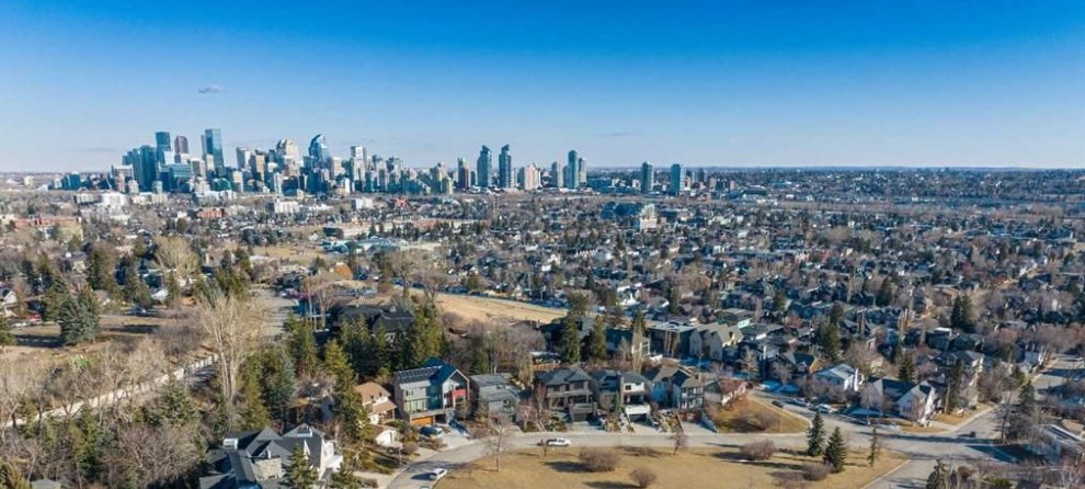 DOWNTOWN FROM HOUNSFIELD HEIGHTS BRIAR HILL CALGARY
