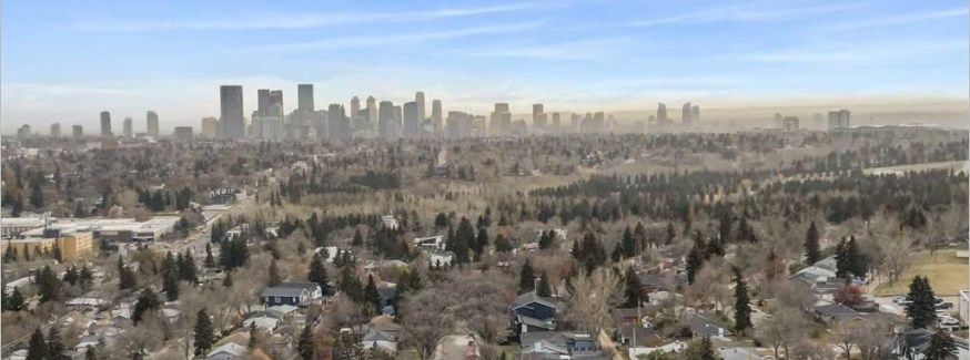 DOWNTOWN VIEW FROM HIGHWOOD CALGARY