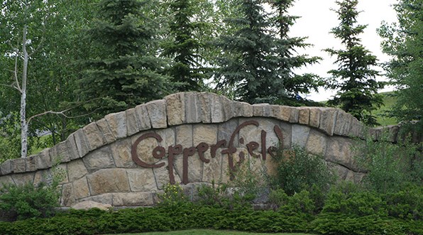 COPPERFIELD COMMUNITY SIGN