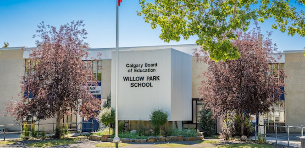 WILLOW PARK SCHOOL